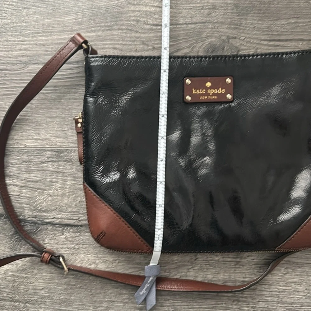 KATE SPADE Black Patent Leather w/Brown Leather Cross-Body Strap Shoulder Bag